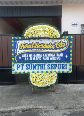 Papan Bunga Duka di Mpunda