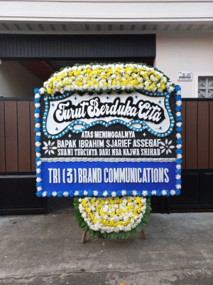 Papan Bunga Duka di Mpunda